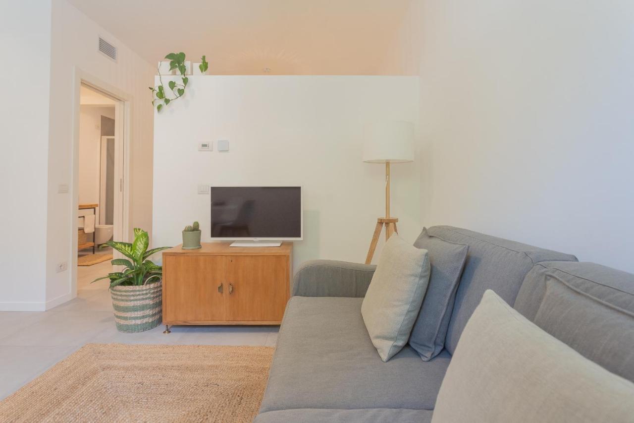 Ginepro & Salvia Apartments In Como By Rent All Комо Екстер'єр фото