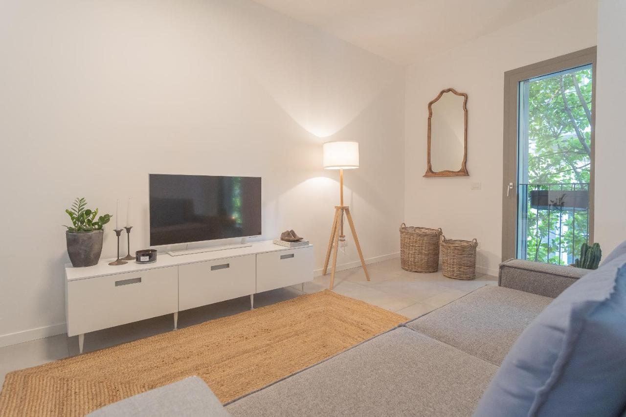Ginepro & Salvia Apartments In Como By Rent All Комо Екстер'єр фото