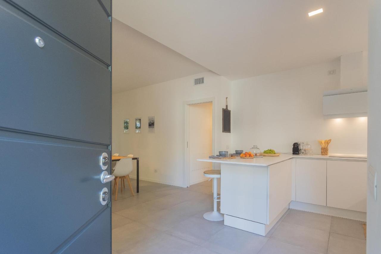 Ginepro & Salvia Apartments In Como By Rent All Комо Екстер'єр фото