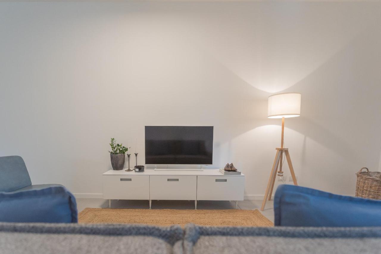 Ginepro & Salvia Apartments In Como By Rent All Комо Екстер'єр фото